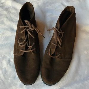 Keds Brown Suede Shoes Size 8.5